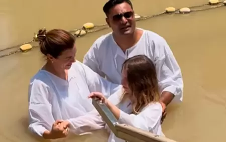 La diputada libertaria María Celeste Ponce en su bautismo evangélico en el río Jordán.