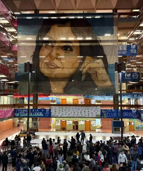 Estudiantes tomaron distintas facultades de la UBA en repudio a la condena a Cristina Kirchner