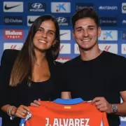 Julián Álvarez, en la mira en Madrid: huevazos, rechazo de los hinchas y un entorno que genera polémica