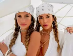 Flor Parise y Karina Jelinek