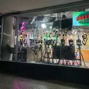 "No jodan con CFK": escrache en Olga tras la burla en vivo de Santutu y Mortedor a Cristina Kirchner