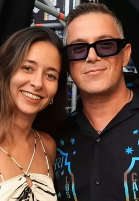 Ivet Playà y Alejandro Sanz
