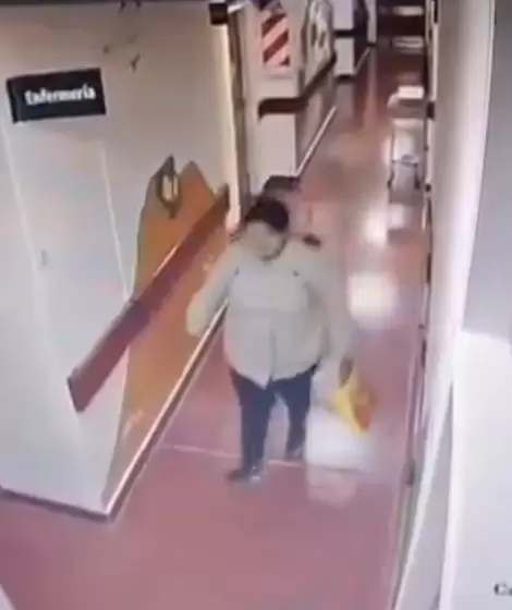 Una abuela le robó el iPhone de una enfermera