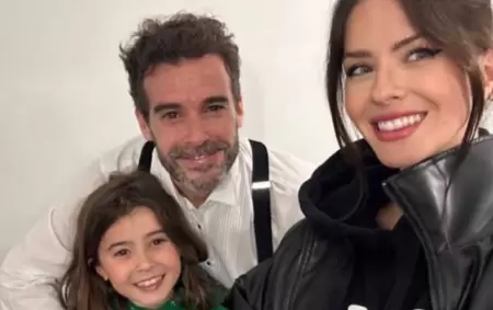Nicolás Cabré junto a la China Suárez y su hija Rufina