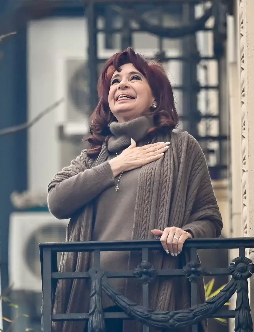 CFK desde el balcón