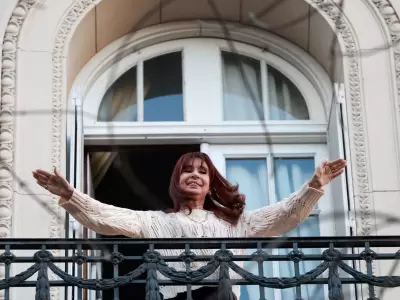 CFK desde el balcón