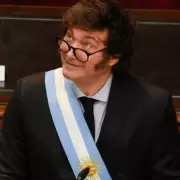 Milei le dio la espalda a Baha Blanca: vet la ley de asistencia tras las inundaciones y desat la polmica