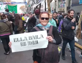 Masiva movilización en repudio a la proscripción de CFK y el ajuste de Milei