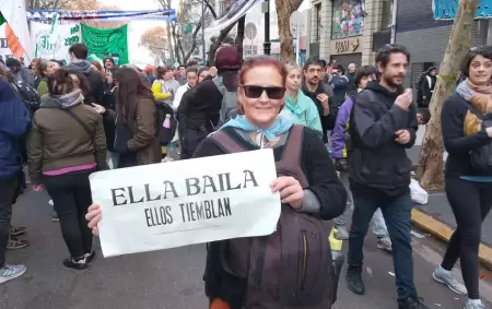 Masiva movilización en repudio a la proscripción de CFK y el ajuste de Milei