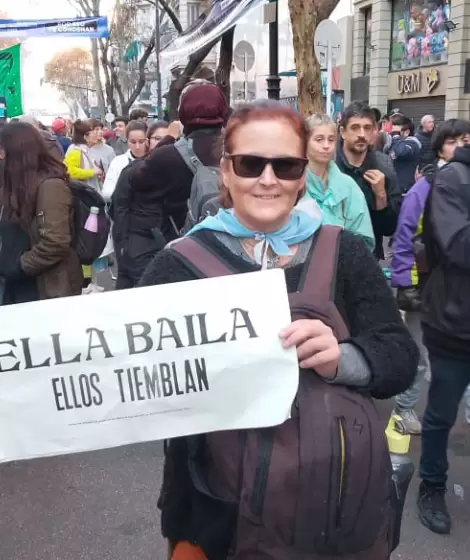Masiva movilización en repudio a la proscripción de CFK y el ajuste de Milei