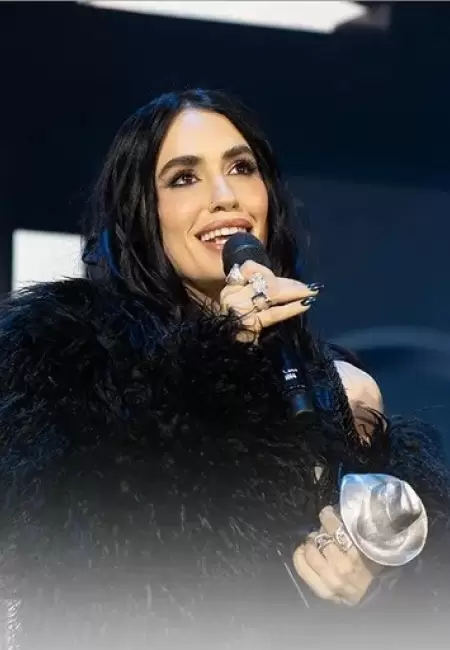 Lali Espósito ganó el Premio Gardel 2025 a "mejor videoclip corto" por "Fanático"