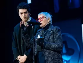 La reconocida chamamecera Teresa Parodi se llevó el Premio Gardel en el rubro Mejor canción de folklore, por "Siempre a la misma hora"