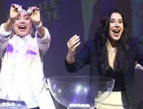 Sofía Martínez y La Tora Villar