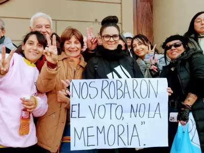 "Nos robaron el voto, no la memoria"