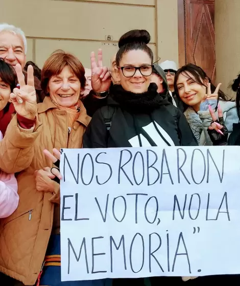 "Nos robaron el voto, no la memoria"