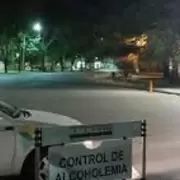 Haba tomado, intent escapar un control de alcoholemia y dej a su amigo en el auto