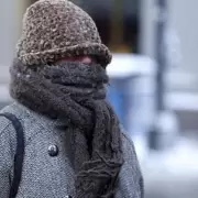 Por unos grados noms: cay agua nieve en parte del conurbano e ilusion a los porteos con una nevada tras 17 aos