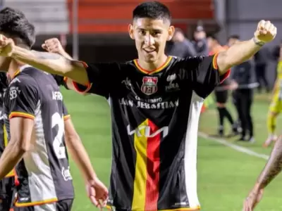 El sistema de control "Tribuna Segura" marc su nombre con una orden de captura activa.