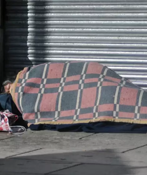 El frío mendocino se llevó dos personas en situación de calle el último fin de semana.