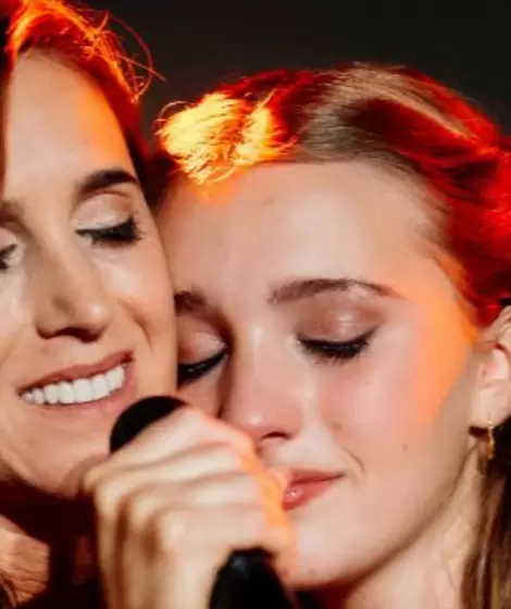 Soledad Pastorutti y su hija, Antonia