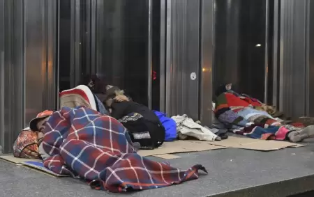 Bajo cero: cómo es el plan de ayuda a personas en situación de calle en CABA
