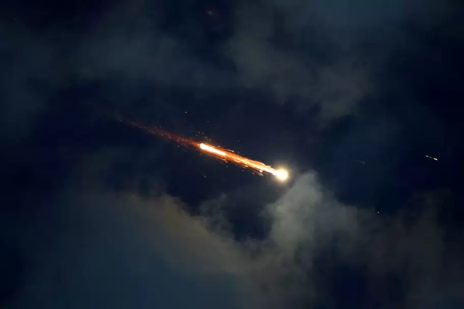 Irn contrataca a Estados Unidos