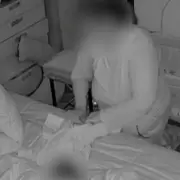 Terror en la cuna: detuvieron a la niñera acusada de golpear y asfixiar a un bebé de siete meses en Córdoba