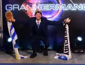 Santiago "Tato" Algorta se impuso en la última edición de Gran Hermano y es el segundo uruguayo consecutivo en hacerlo.