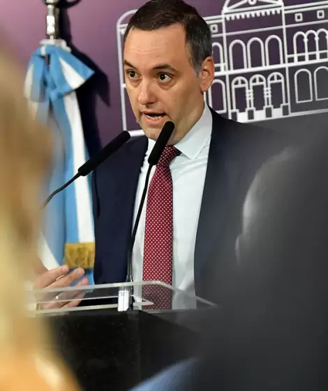 Manuel Adorni