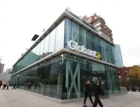 Las oficinas de Globant vieron reducirse en un 3% su planta laboral.