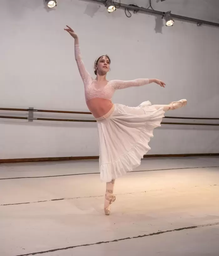 "Giselle, El Amor Trasciende lo Imposible"