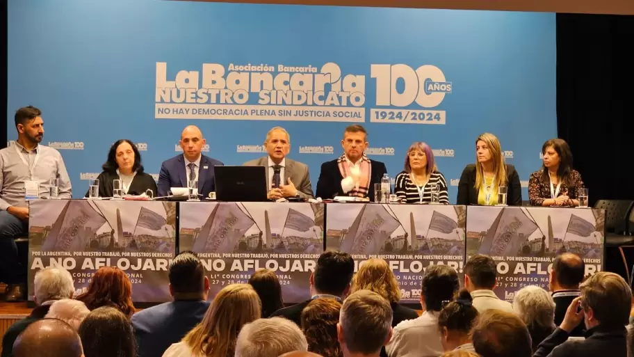 Sergio Palazzo y el 52 Congreso de La Bancaria, en el cual Cristina Fernndez de Kirchner dej un mensaje grabado.