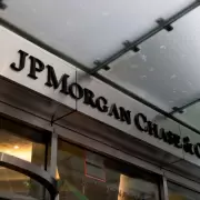 JP Morgan le soltó la mano al modelo libertario y recomienda vender bonos argentinos