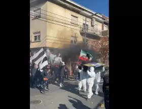Actos de antisemitismo protagonizados por hinchas de All Boys durante la previa y el desarrollo del partido contra Atlanta