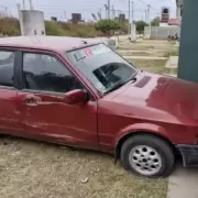Ataque de celos y furia en Santiago del Estero: encontró el auto de su pareja en la casa de la ex y se lo estrelló