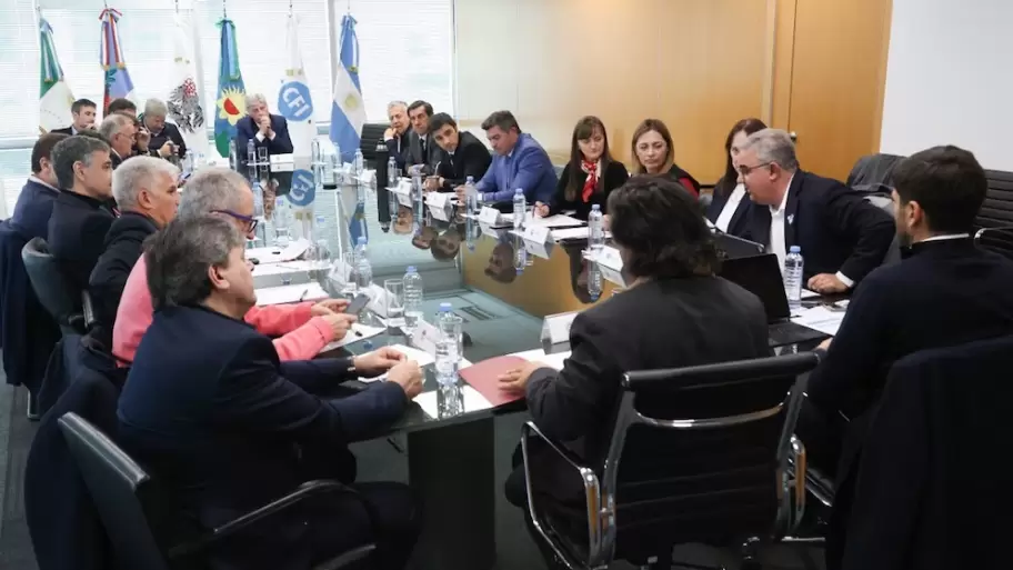 Los gobernadores reunidos en el Consejo Federal de Inversiones (CFI).