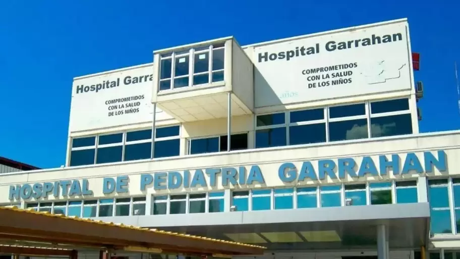 El Hospital Garrahan, emblema de la salud pediátrica en Argentina, atraviesa uno de los momentos más oscuros de su historia