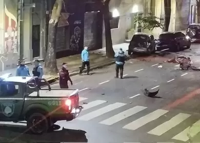 Huyó, atropelló y mató a un motociclista en Palermo