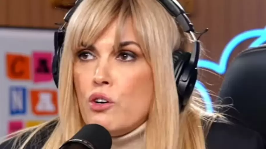 Viviana Canosa estrenó programa de stream y no dejó títere con cabeza