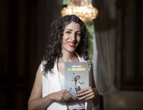 Analía Cobas, autora de La Protagonista