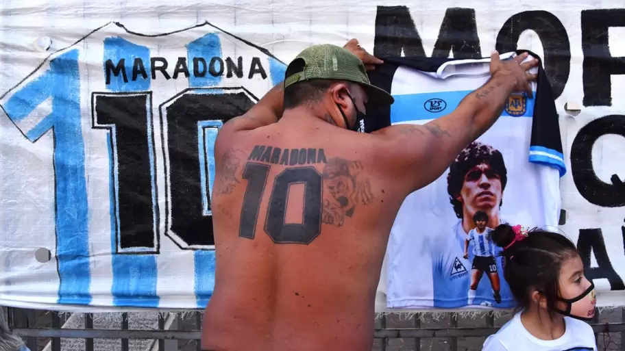 Hinchas piden justicia por Diego Maradona