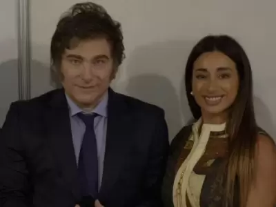 Javier Milei y la valijera libertaria Laura Belén Arrieta.