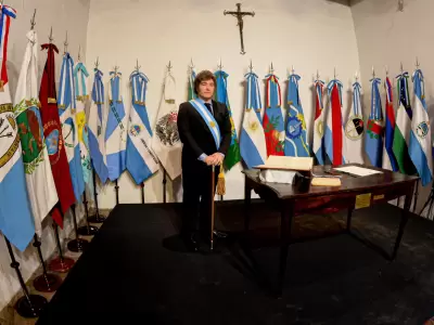 Javier Milei durante la firma del Pacto de Mayo en la Casa Histrica