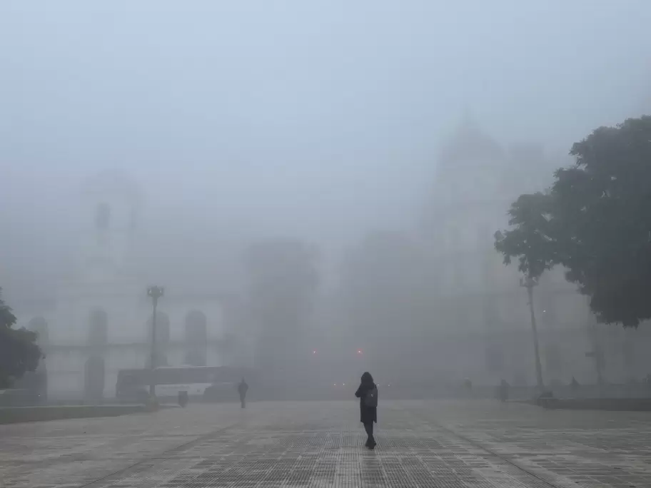 Alerta por niebla en Buenos Aires