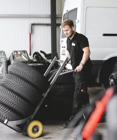 Muchos argentinos aprovechan campaas como el Hot Sale para renovar neumticos y acceder a instalacin bonificada.