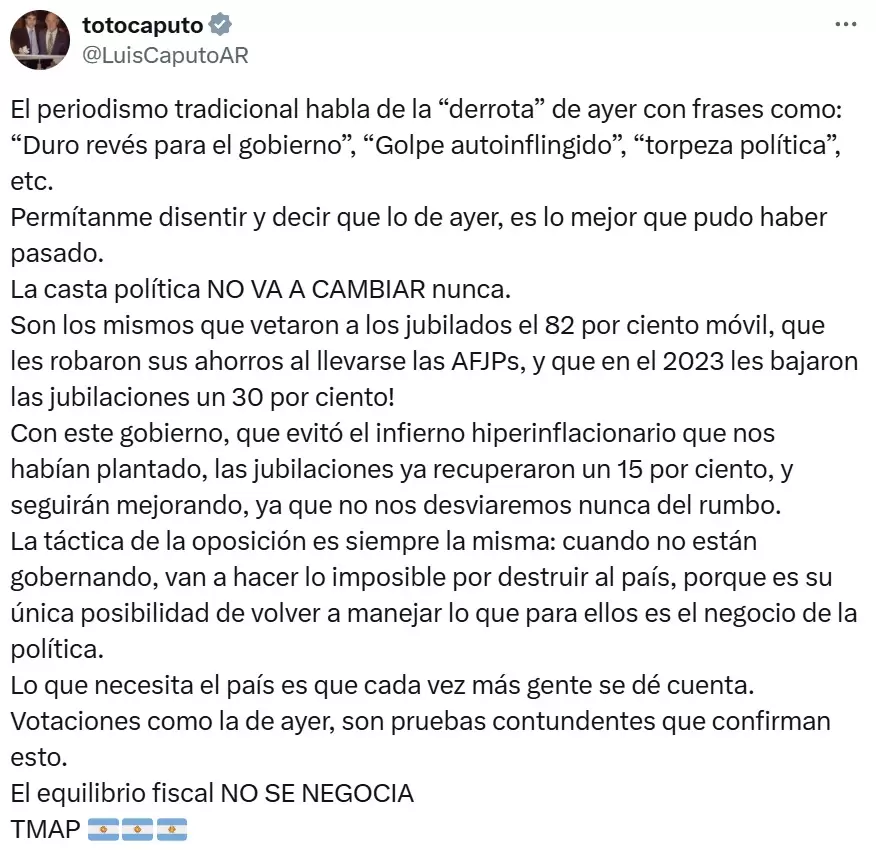 La publicación de Caputo en la cual cuestionó al periodismo y a la casta política.