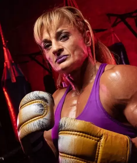 Alejandra "Locomotora" Oliveras