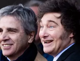 Luis Caputo y Javier Milei