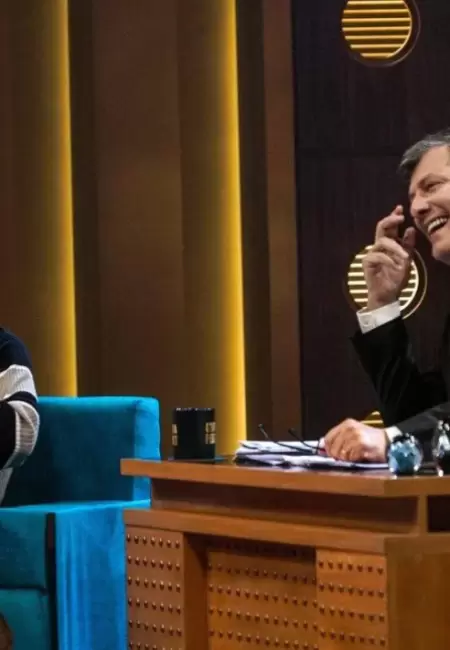 Guillermo Francella aceptó el cambio de roles y "arrinconó" a Pergolini con una filosa pregunta
