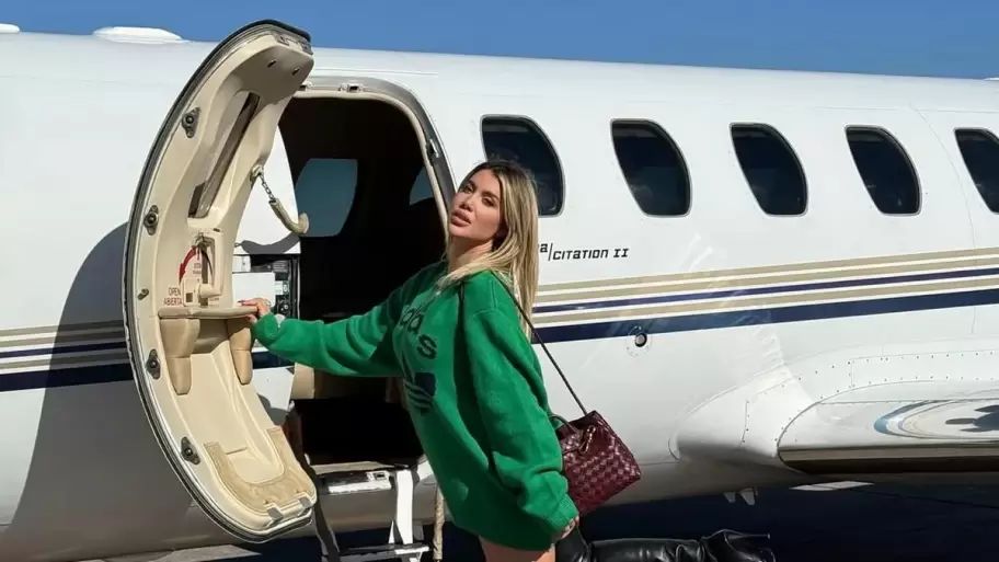 Wanda Nara pidi viajar a Turqua cada 40 das en avin privado